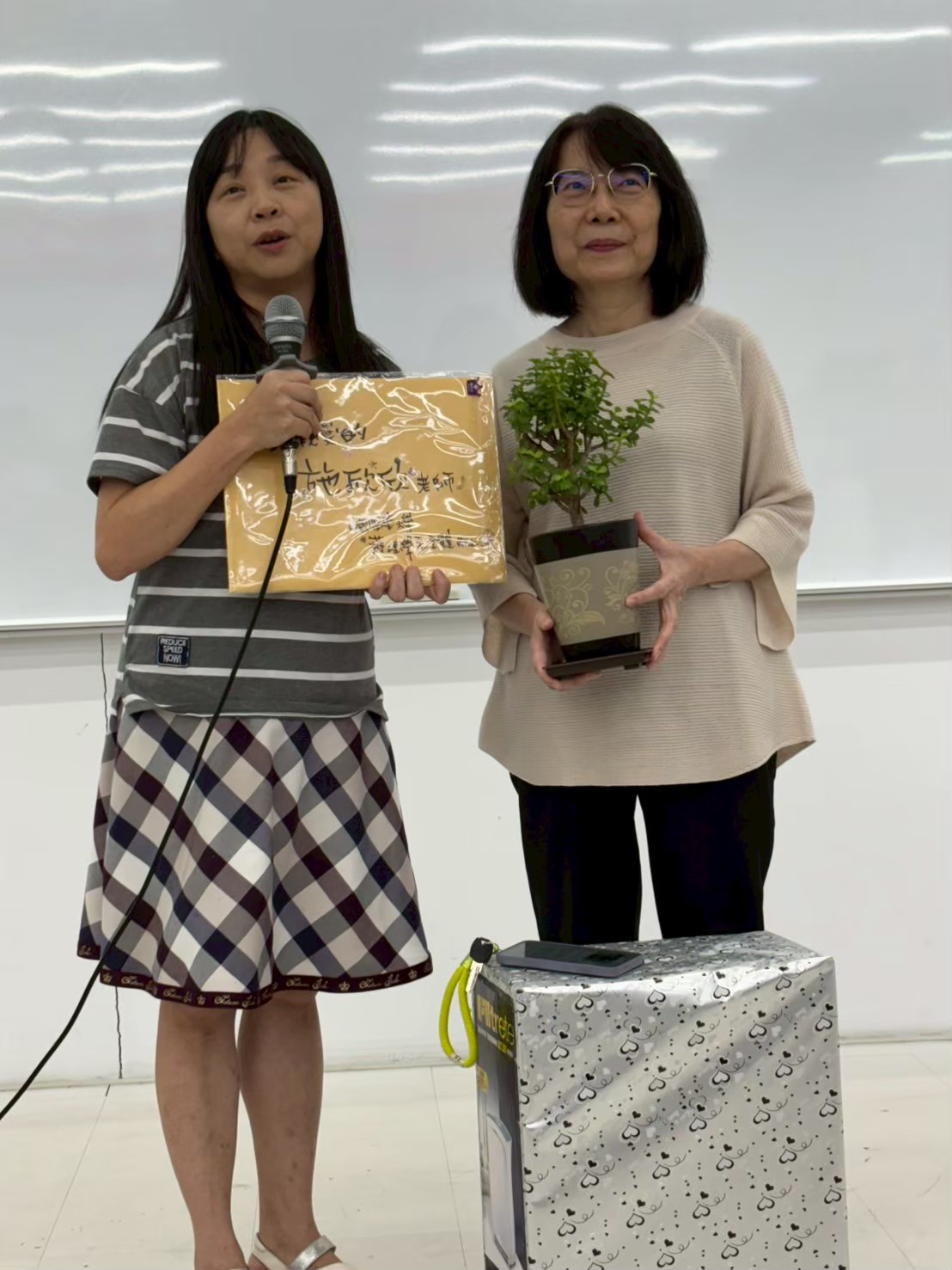 LINE_ALBUM_2025626退休教師感恩會_260717_3.jpg